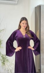 Robe broche – Image 5